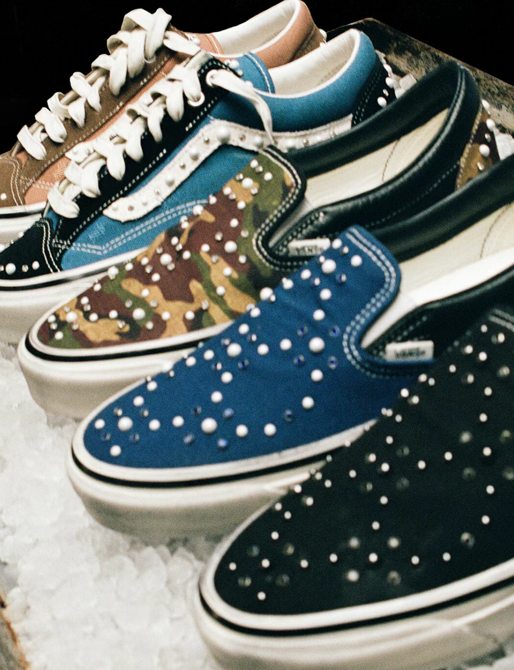 Vans Pearlized 系列：珠光钻影，自成格调